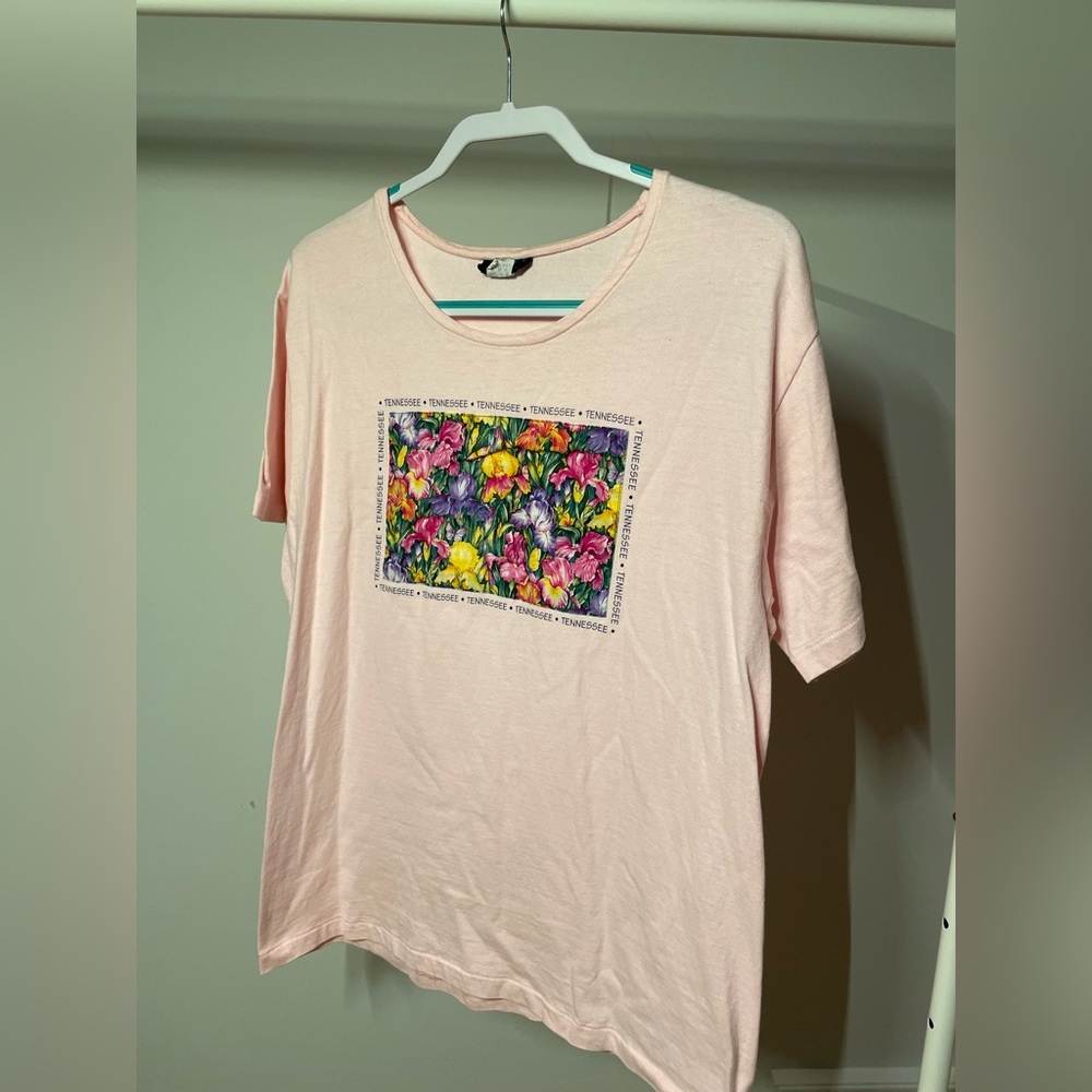 TENNESSEE LINDA NELSON SARASOTA PINK UNISEX SHORT SLEEVE STATE VINTAGE SHIRT 🍀